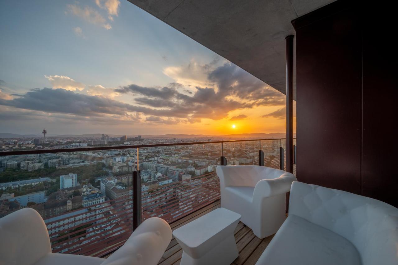 Апартаменти Exclusive 2Br Skyline Penthouse By Hm Відень Екстер'єр фото