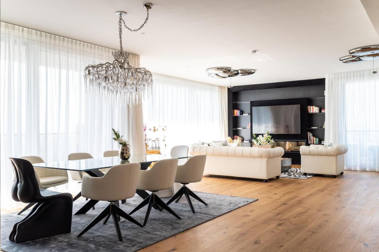 Апартаменти Exclusive 2Br Skyline Penthouse By Hm Відень Екстер'єр фото